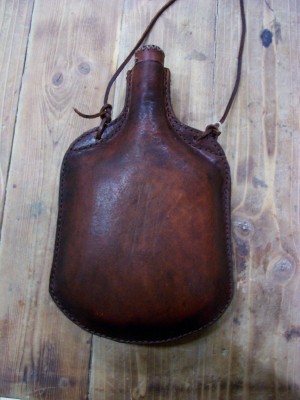 Squared leather drinking bottle