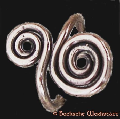Ring bronze with two spirals