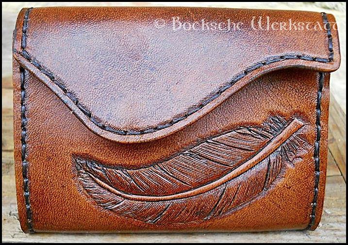 Wallet, purse - feather